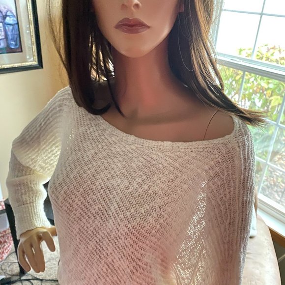 ~Posh Love Ivory High~Low Sweater~S/M~NWT's - Picture 6 of 11